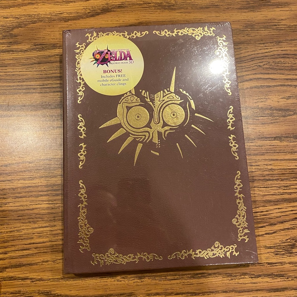 CLOSET CLOSING❗️ Legend of Zelda: Majora’s Mask Guidebook